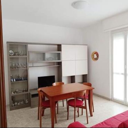 Appartamento Loano Climatizzato Mt 650 Dal Mare Exterior photo